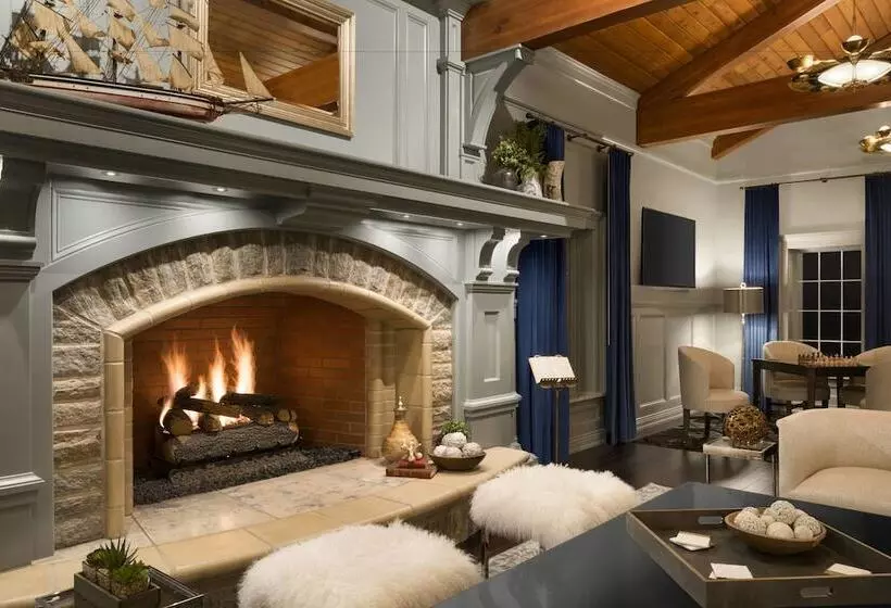 هتل Reikart House, Buffalo, A Tribute Portfolio