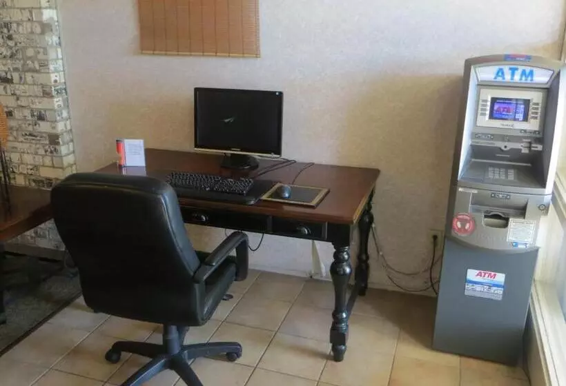 酒店 Ripon Welcome Inn And Suites