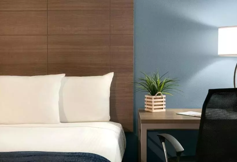 Szálloda Torch Lite Inn At The Beach Boardwalk