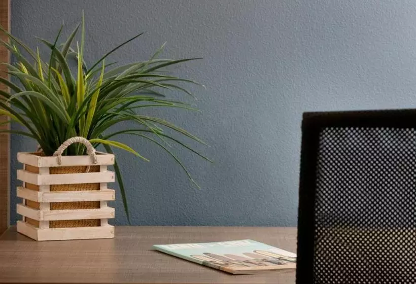 Szálloda Torch Lite Inn At The Beach Boardwalk