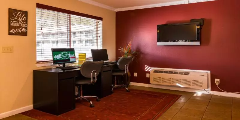 Отель Yosemite Westgate Lodge