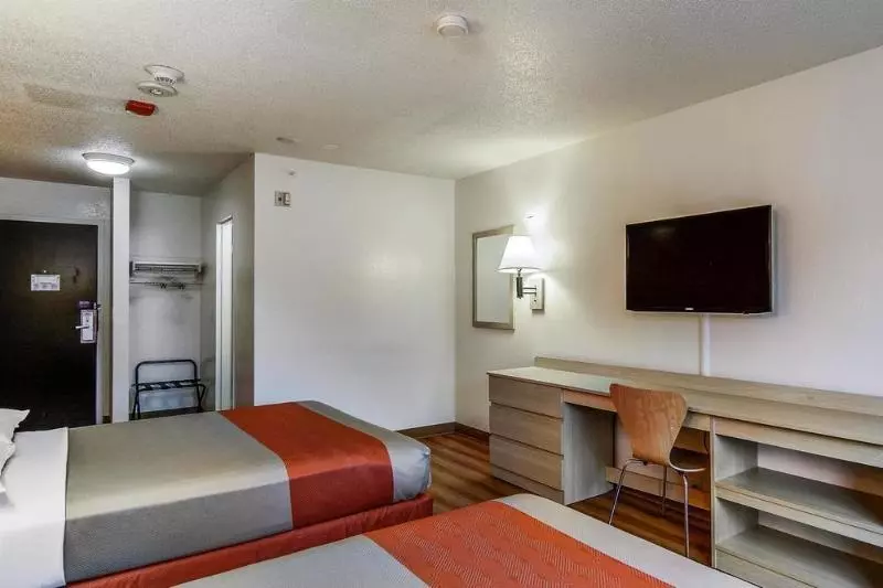 Motel 6framingham, Ma Boston West