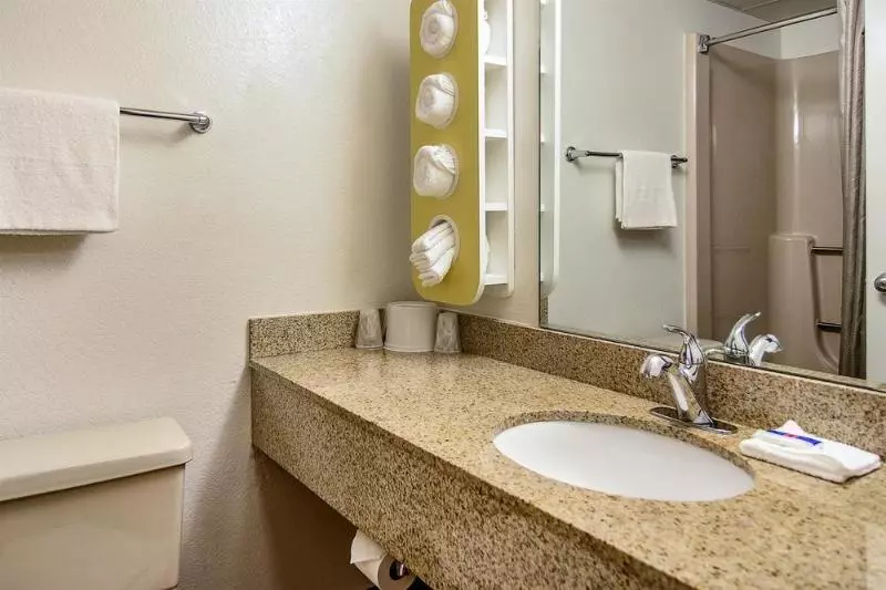 Motel 6framingham, Ma Boston West