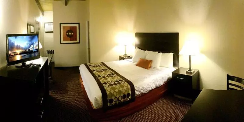 Motelli Thunderbird Lodge