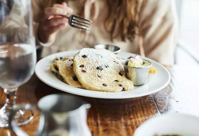 אתר נופש Black Point Inn