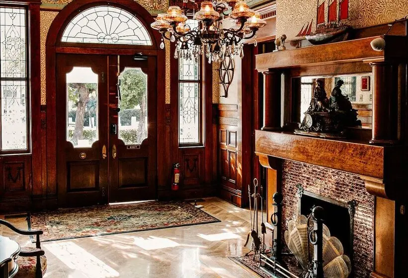 ホテル Amsterdam's Curry Mansion Inn