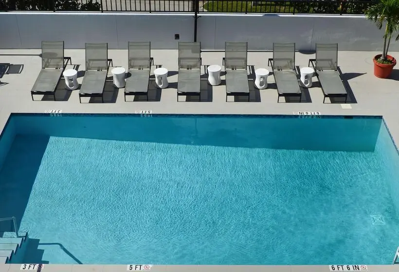 هتل Best Western Plus Ft Lauderdale Hollywood Airport