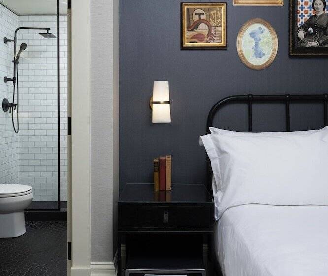 Copley Square Hotel, A Found