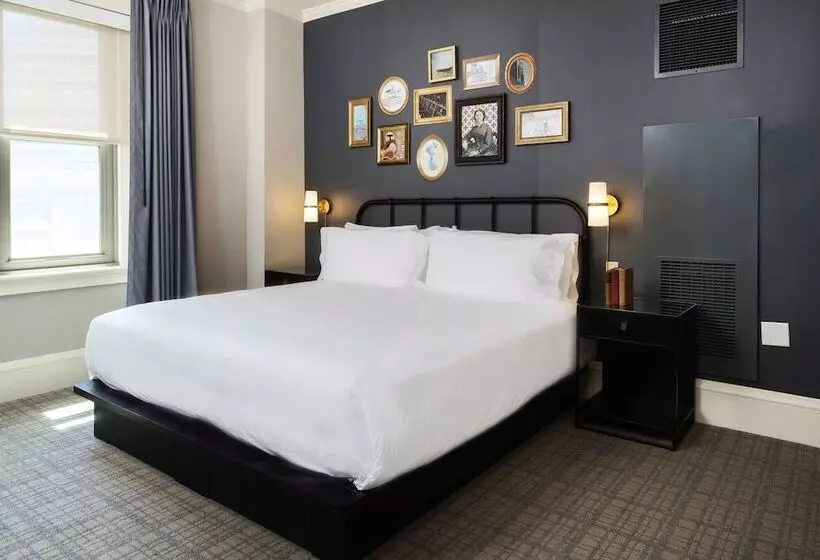 Copley Square Hotel, A Found