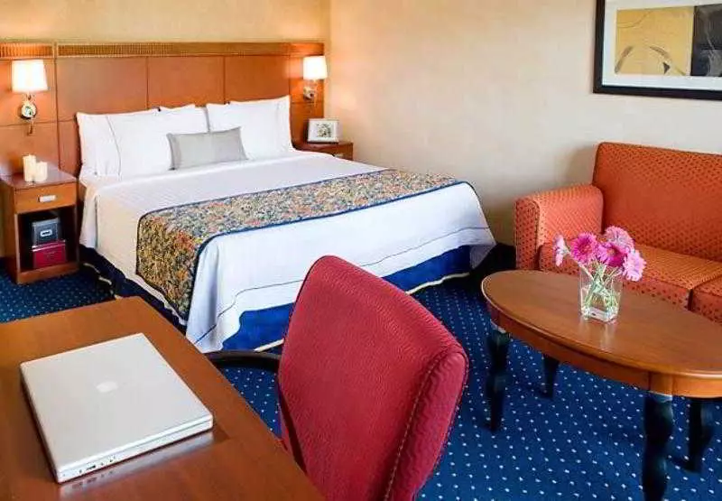 فندق Courtyard By Marriott Dallas Richardson At Spring Valley