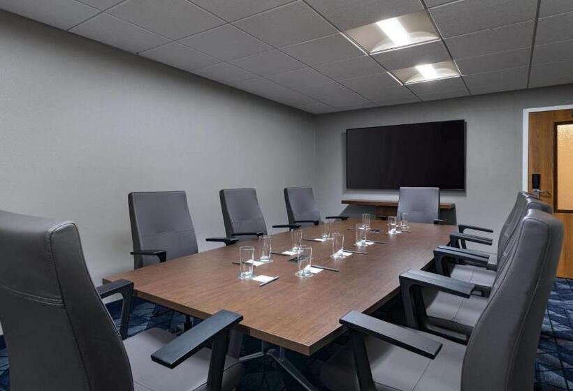 Hotel Courtyard By Marriott Dallas Richardson At Spring Valley