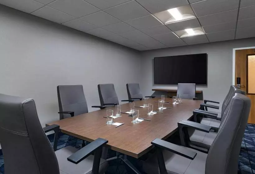 فندق Courtyard By Marriott Dallas Richardson At Spring Valley