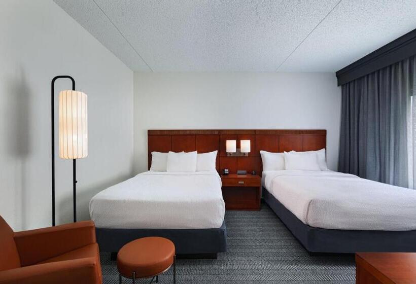 Hotel Courtyard By Marriott Dallas Richardson At Spring Valley