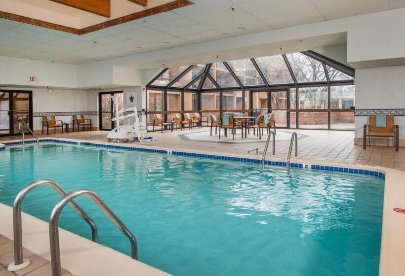 בית מלון כפרי Courtyard By Marriott Fairfax Fair Oaks