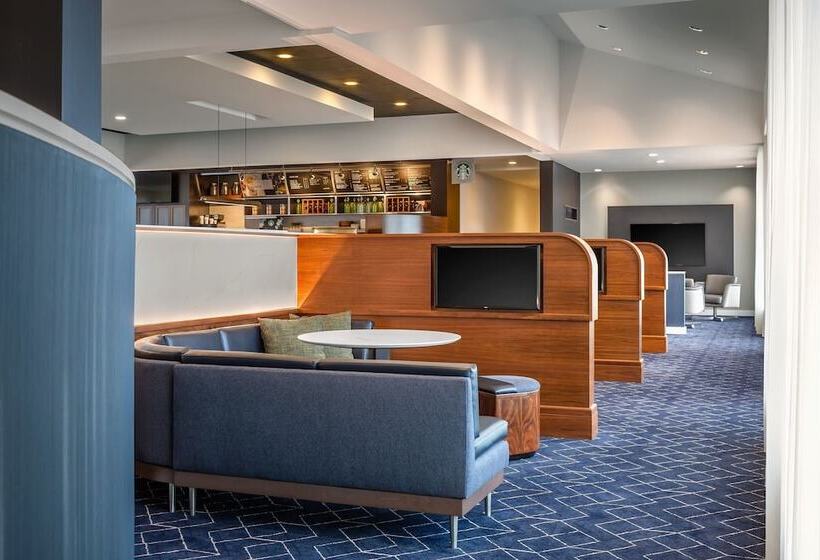 호텔 Courtyard By Marriott Minneapolis St. Paul Airport