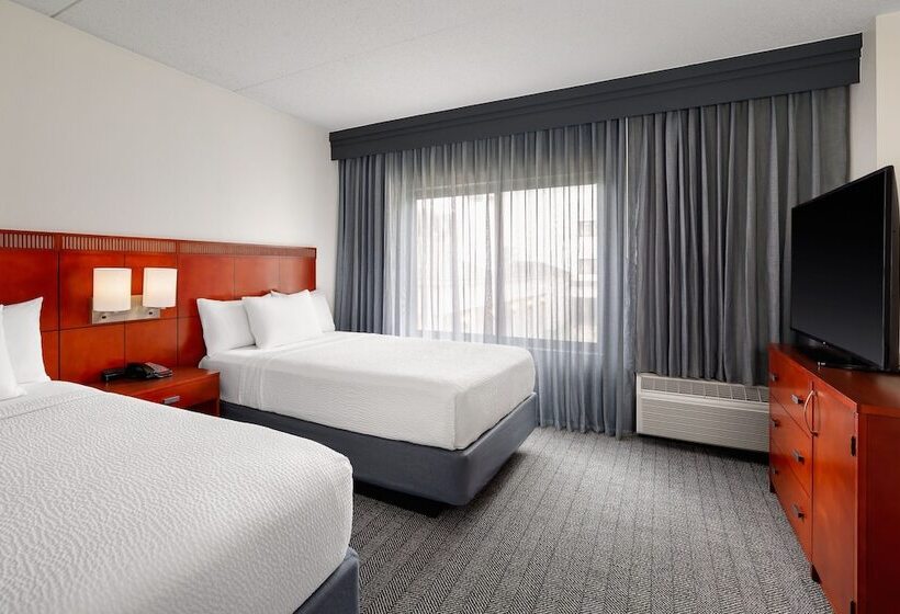 호텔 Courtyard By Marriott Minneapolis St. Paul Airport