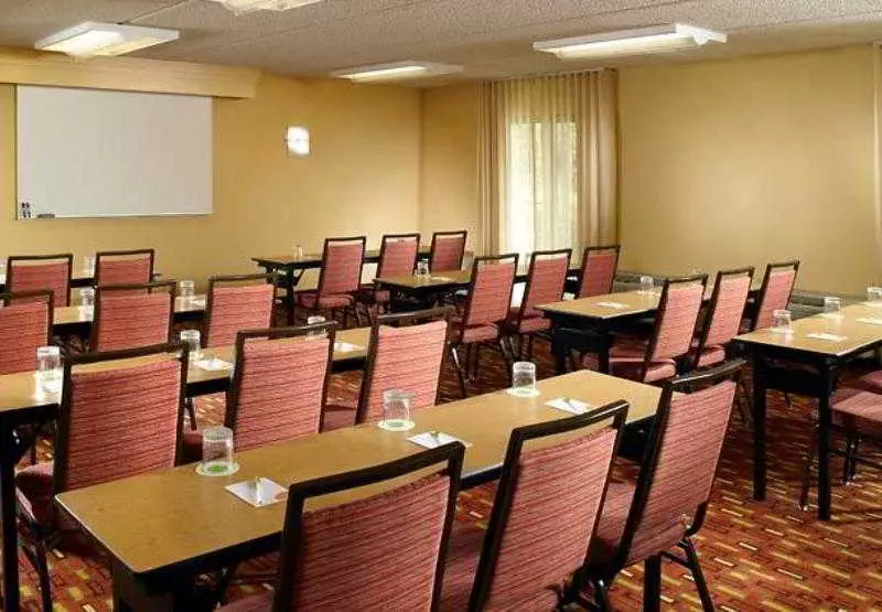 酒店 Courtyard By Marriott Savannah Midtown