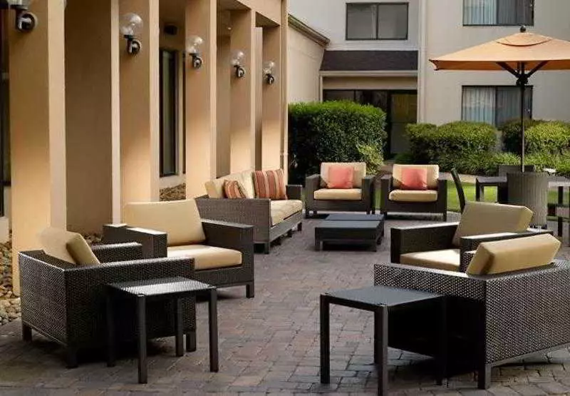 酒店 Courtyard By Marriott Savannah Midtown