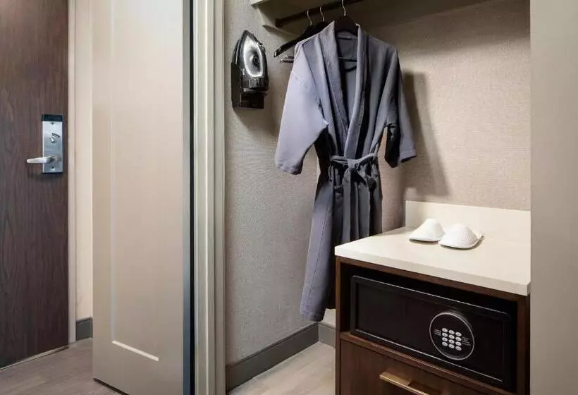 בית מלון כפרי Dallas Addison Marriott Quorum By The Galleria