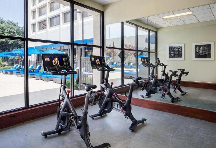 فندق Dallas Addison Marriott Quorum By The Galleria