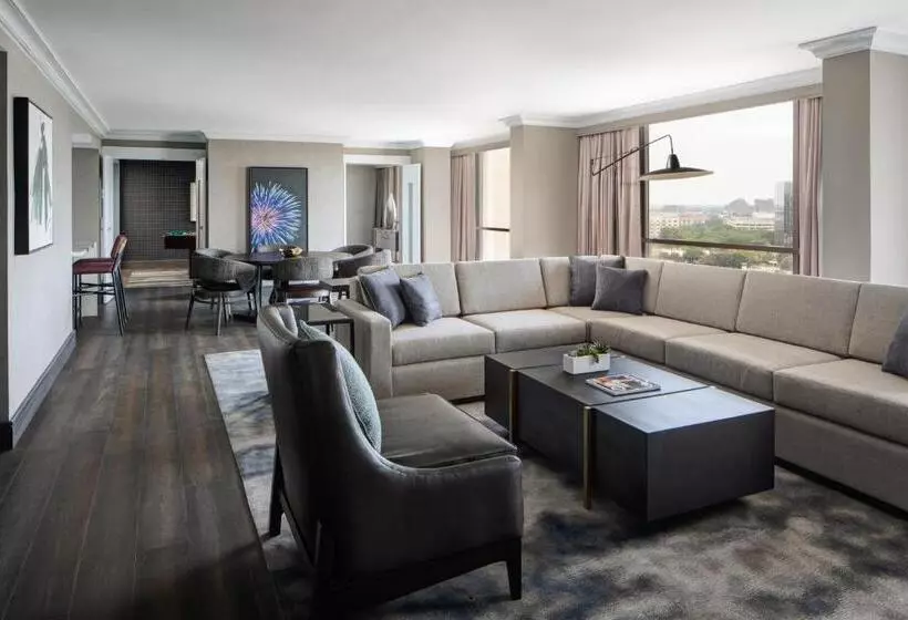 בית מלון כפרי Dallas Addison Marriott Quorum By The Galleria