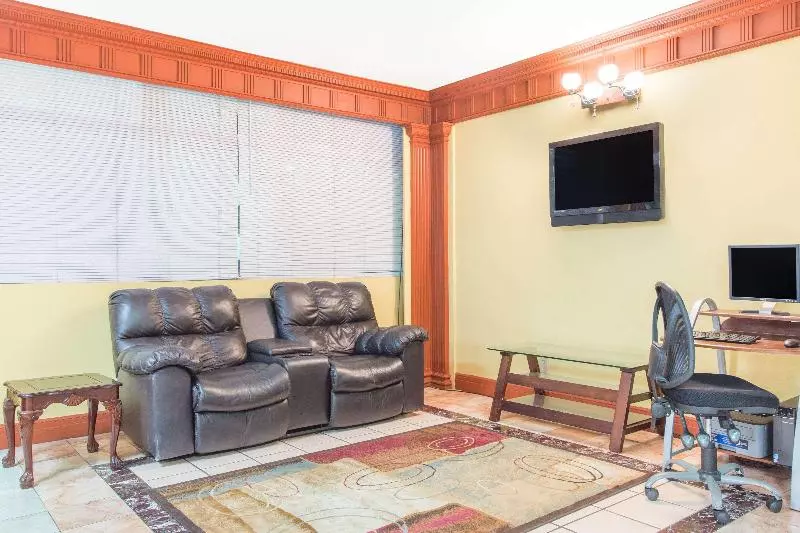 فندق Days Inn By Wyndham Albany