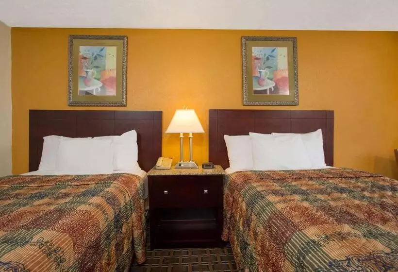 호텔 Days Inn By Wyndham Chester