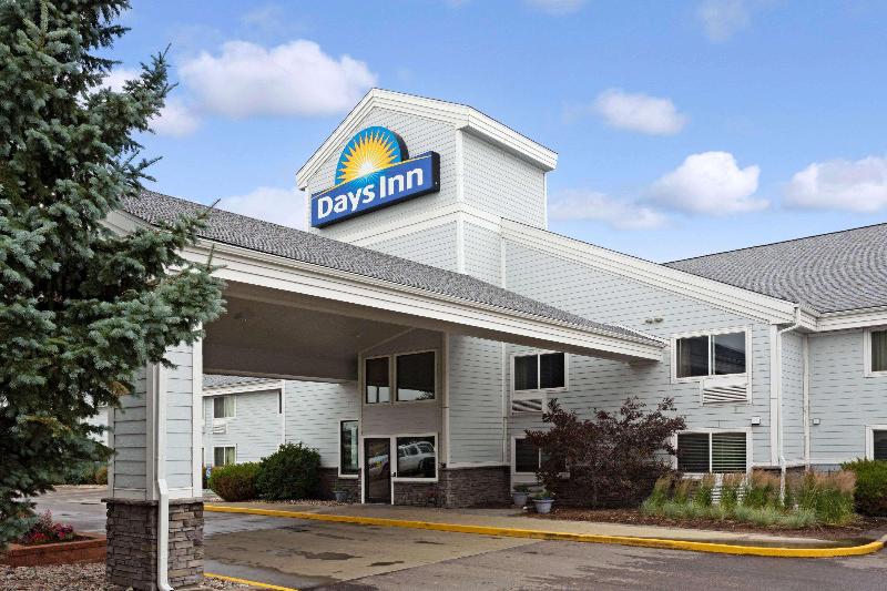 هتل Days Inn By Wyndham Cheyenne