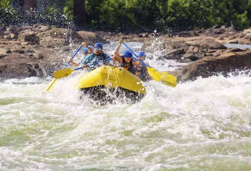 ホテル Days Inn By Wyndham Columbus North Fort Moore