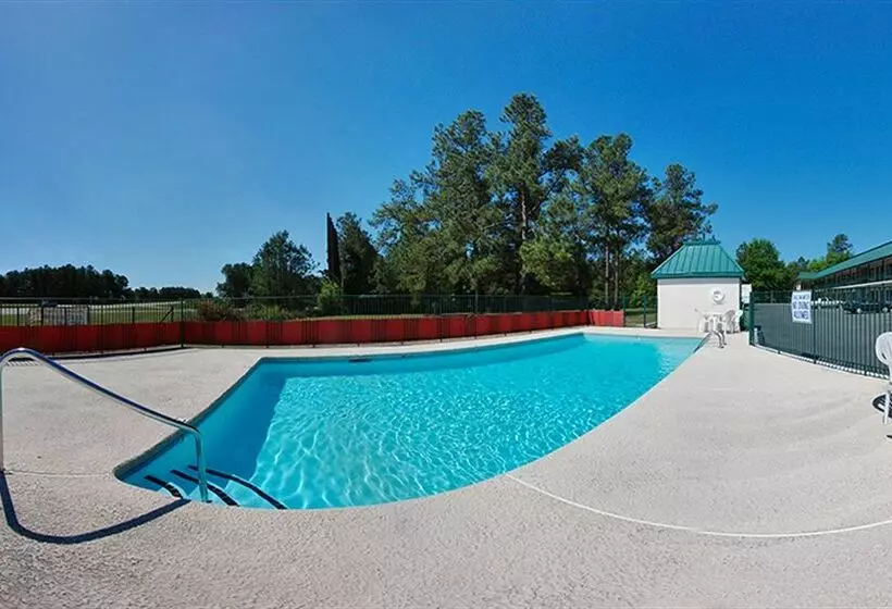 酒店 Days Inn By Wyndham Summerton