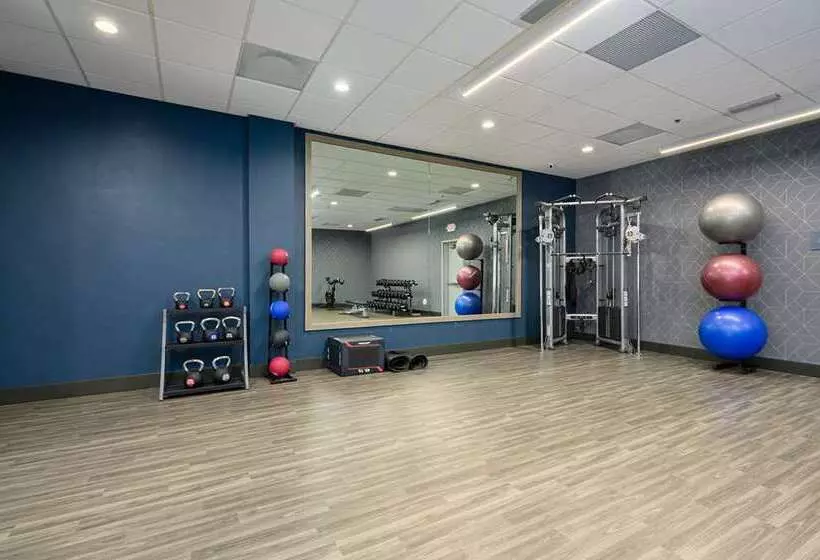 Otel Doubletree By Hilton Raleigh Midtown, Nc