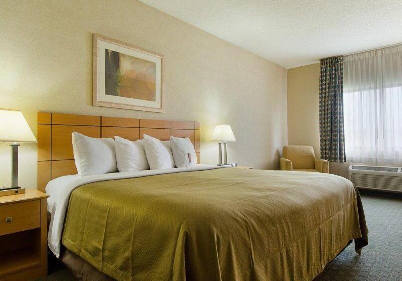 فندق Econo Lodge At Wanamaker