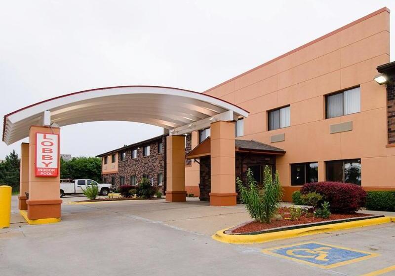 فندق Econo Lodge At Wanamaker