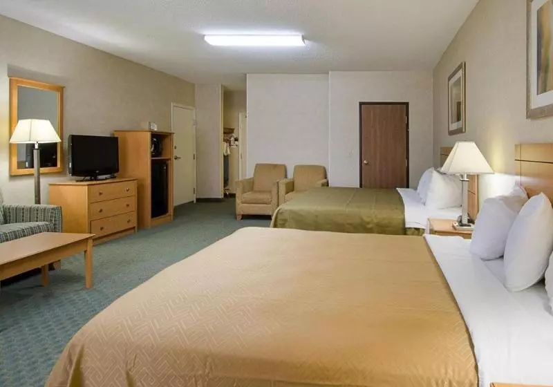 Отель Econo Lodge At Wanamaker