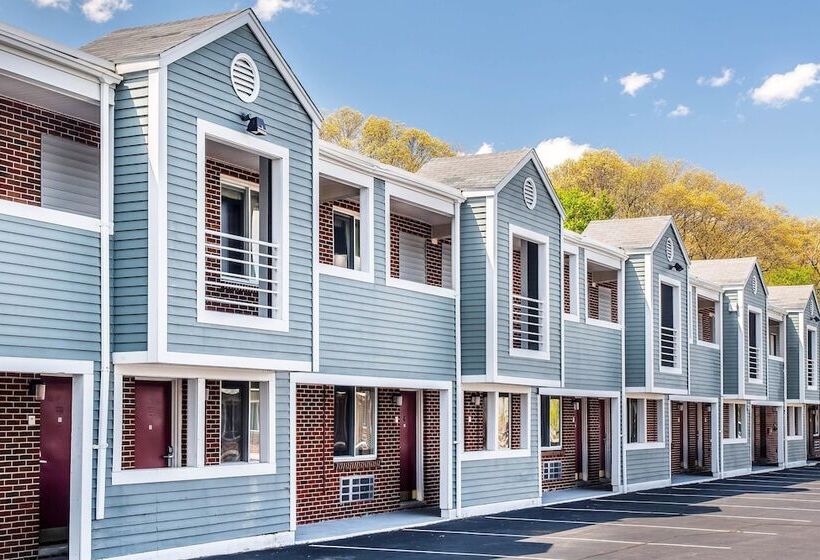 Hotel Econo Lodge Cranston  Providence