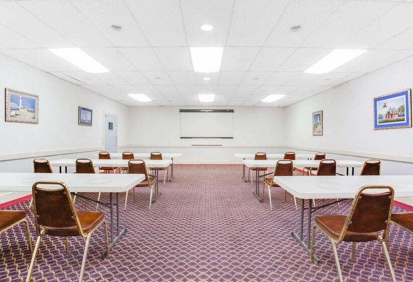 בית מלון כפרי Americas Best Value Inn Fredonia Ny