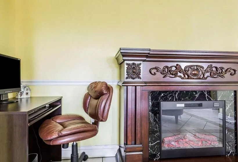 ホテル Econo Lodge Inn & Suites Matthews Charlotte