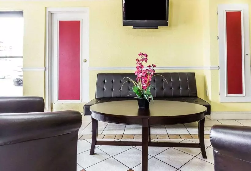 ホテル Econo Lodge Inn & Suites Matthews Charlotte