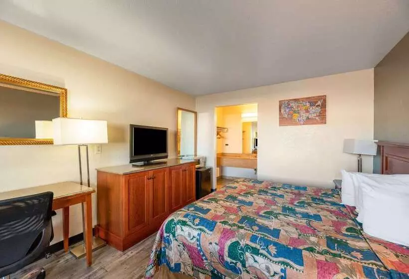 فندق Econo Lodge Phoenix North I17