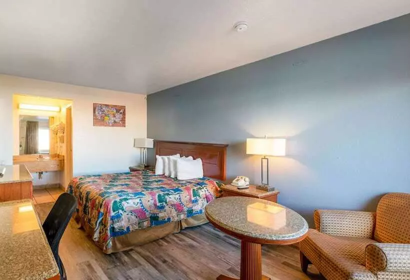 فندق Econo Lodge Phoenix North I17