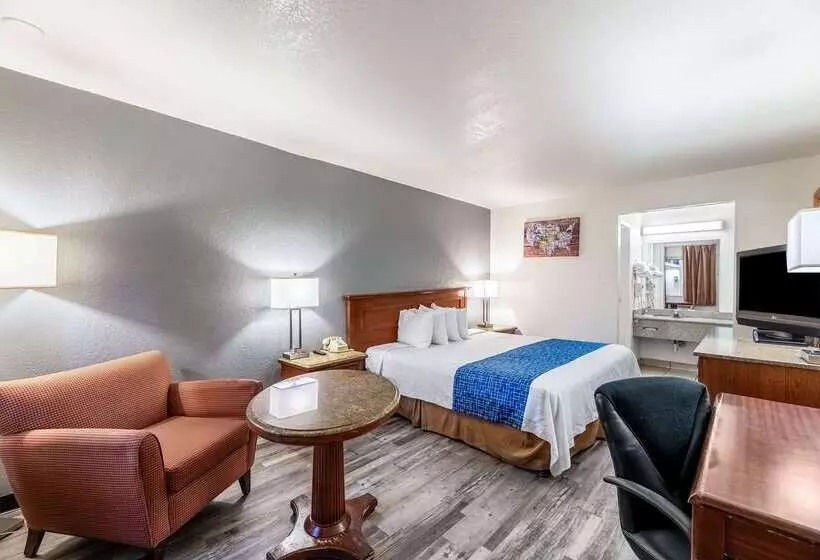 فندق Econo Lodge Phoenix North I17