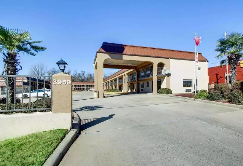 בית מלון כפרי Econo Lodge Vicksburg