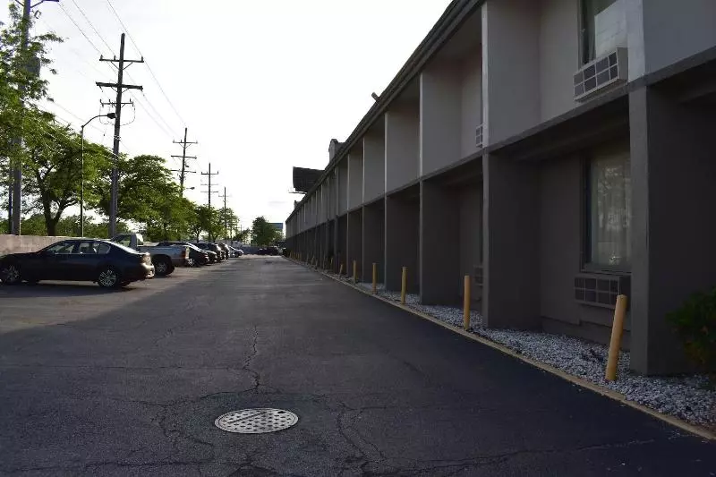 فندق Fairbridge Inn Express Melrose Park