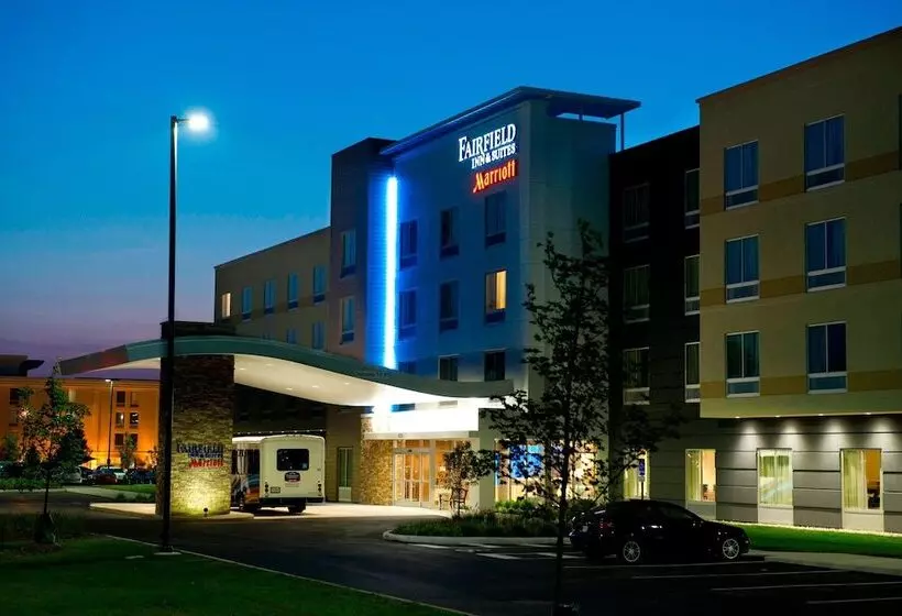 ホテル Fairfield Inn & Suites By Marriott Columbus Airport