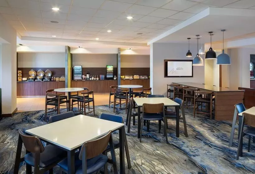 ホテル Fairfield Inn & Suites By Marriott Columbus Airport