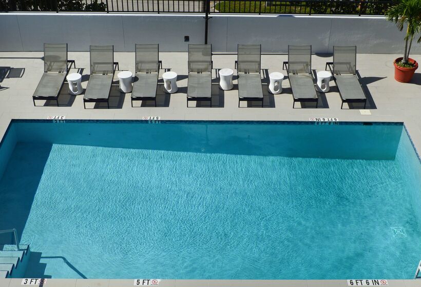 בית מלון כפרי Best Western Plus Ft Lauderdale Hollywood Airport