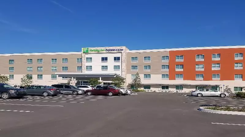 ホテル Holiday Inn Express & Suites   Tampa East   Ybor City, An Ihg