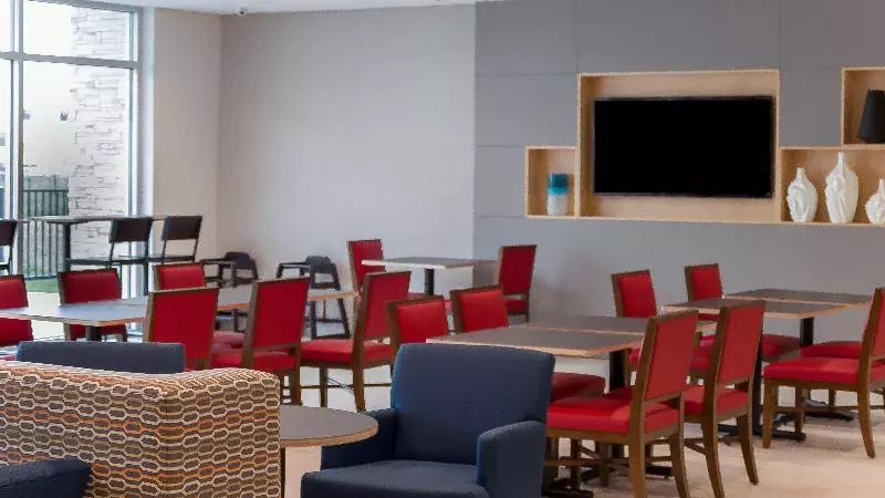 ホテル Holiday Inn Express & Suites   Tampa East   Ybor City, An Ihg