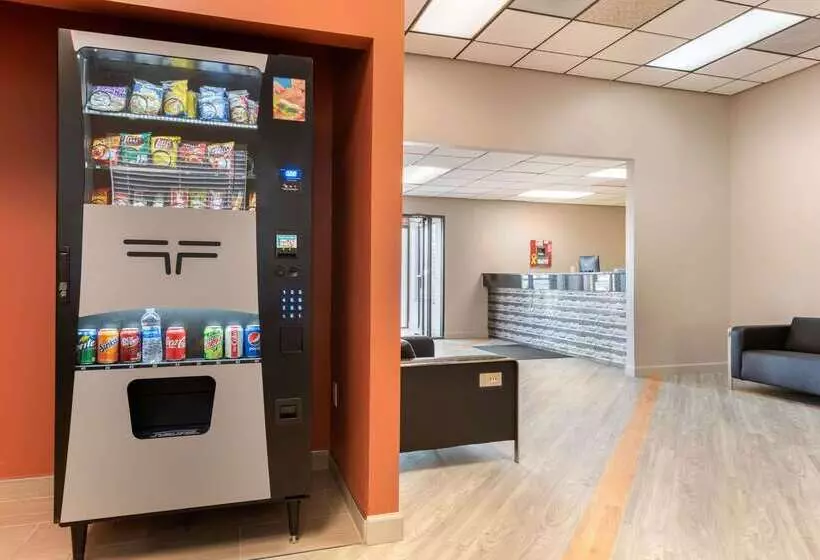 בית מלון כפרי Quality Inn