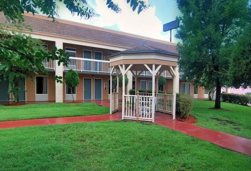 호텔 Quality Inn Kingsland